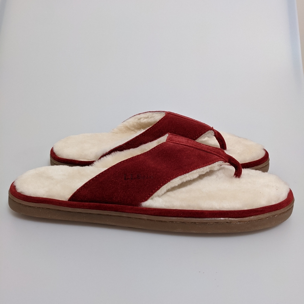 L.L. Bean Women's Red Suede Shearling-Trim Thong Slippers - Picture 3 of 7